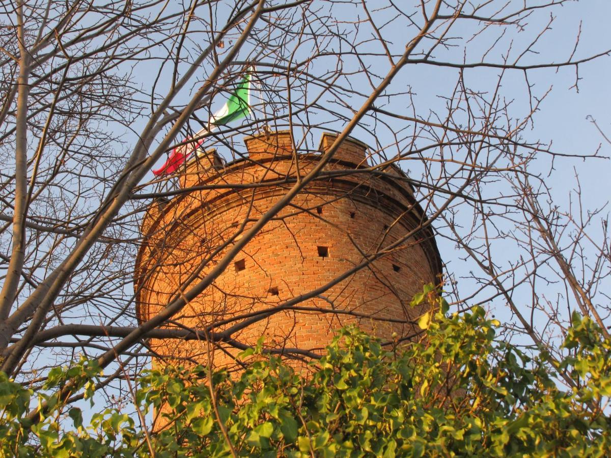 Alla Torre - Nel Cuore Del Borgo Storico Castagnole delle Lanze Exterior foto